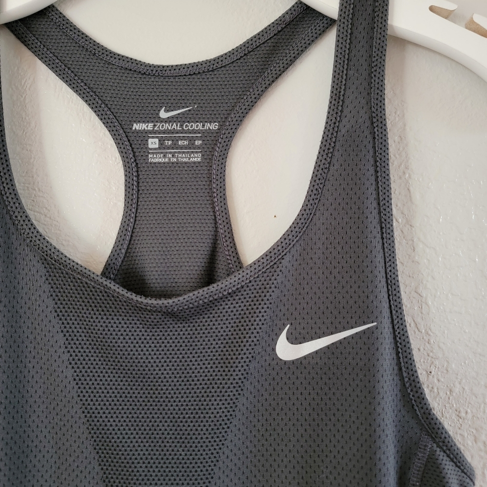 Nike Racerback Tank - Picture 6 of 6